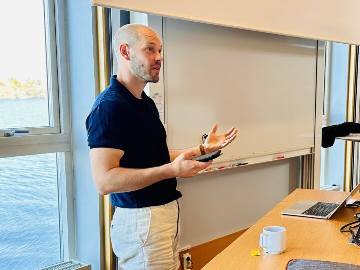 fomo 2025 Pierre hälsar välkommen2