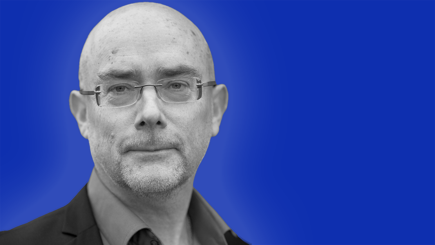 Stefan Svallfors blå bakgrund